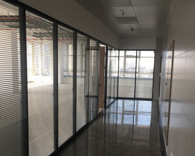 嘉兴办公隔断该如何注意材料的选择呢